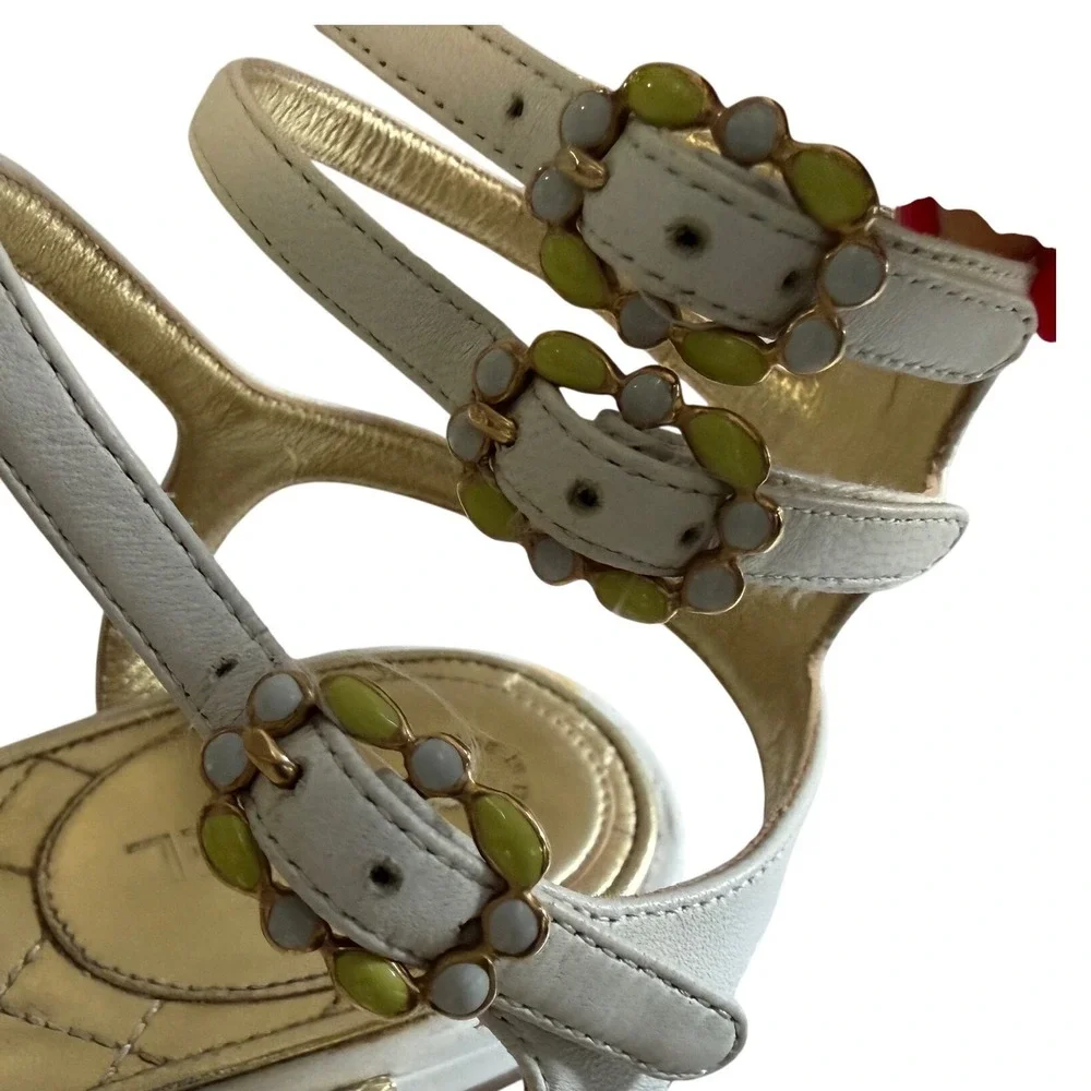 Chanel CC White Leather Strappy Gladiator Sandals Toe Loop Grippiz Jewel 38